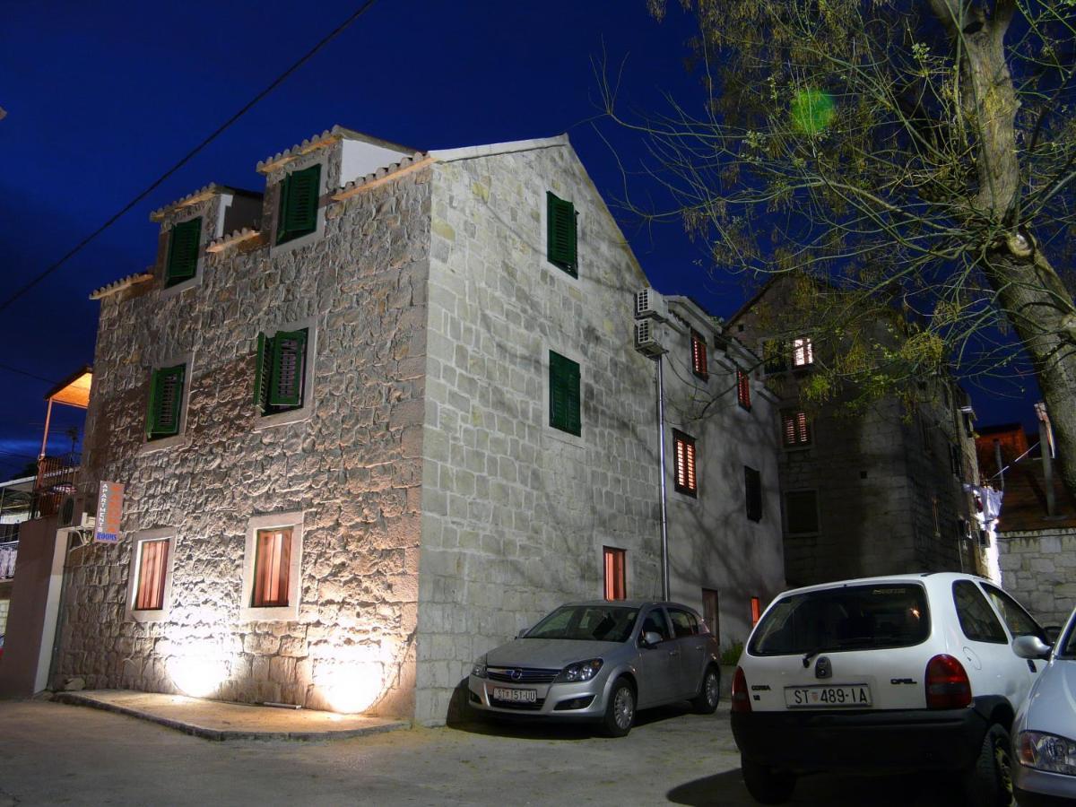 House Sandra Split Exterior foto